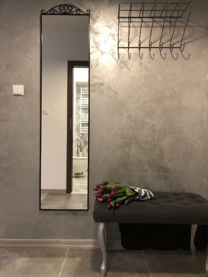 Apartament Joanny Bator Jelenia Gora Exterior photo